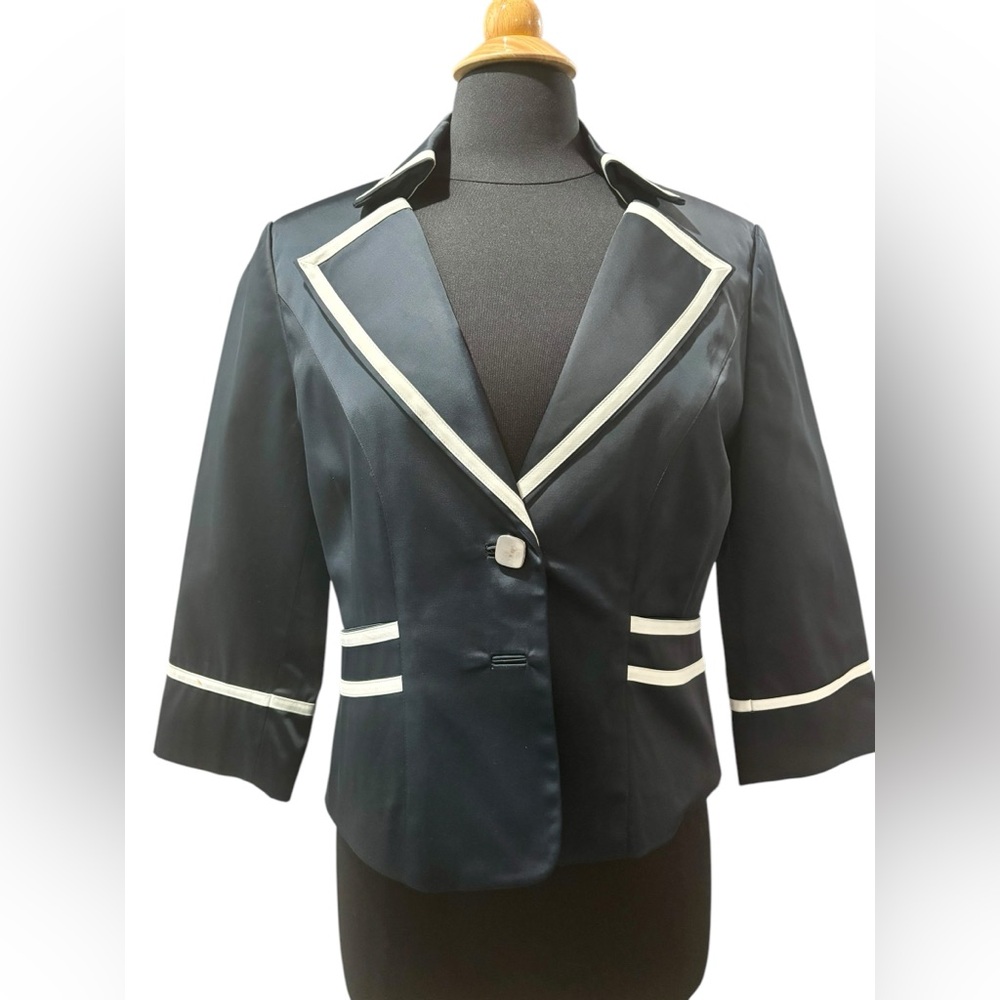 Sharagano’s Women’s Navy Blue Blazer w/ White Trim-size 12 - Picture 4 of 11